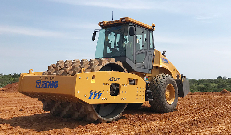 XCMG Official XS183J vibratory road roller 18 ton compactor machine for sale